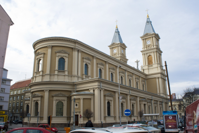 Oprava fasády lodi Katedrály Božského Spasitele v Ostravě